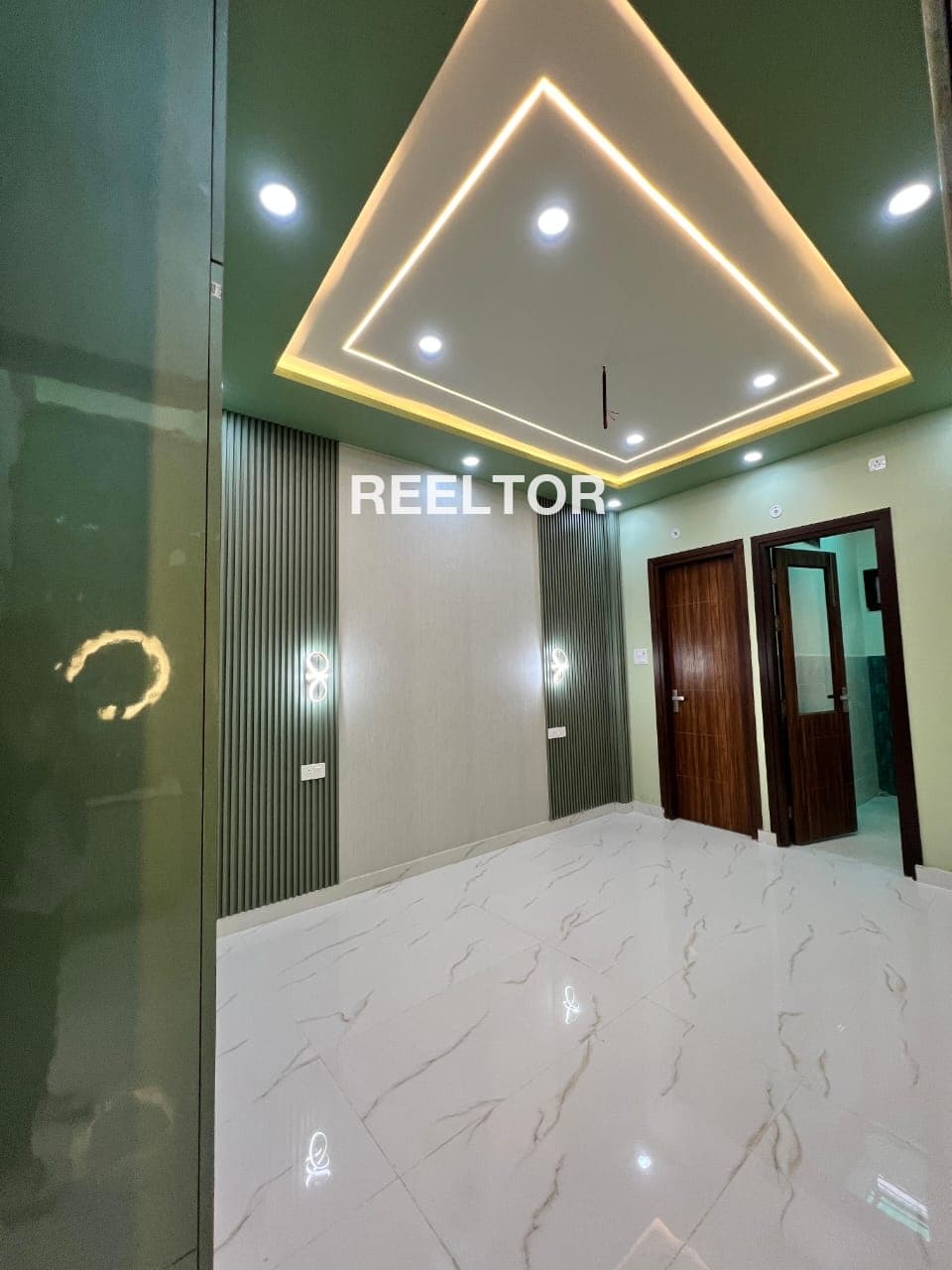 Image of Metro Nearby 6 BHK Villa for Sale in Airoli Sector 20