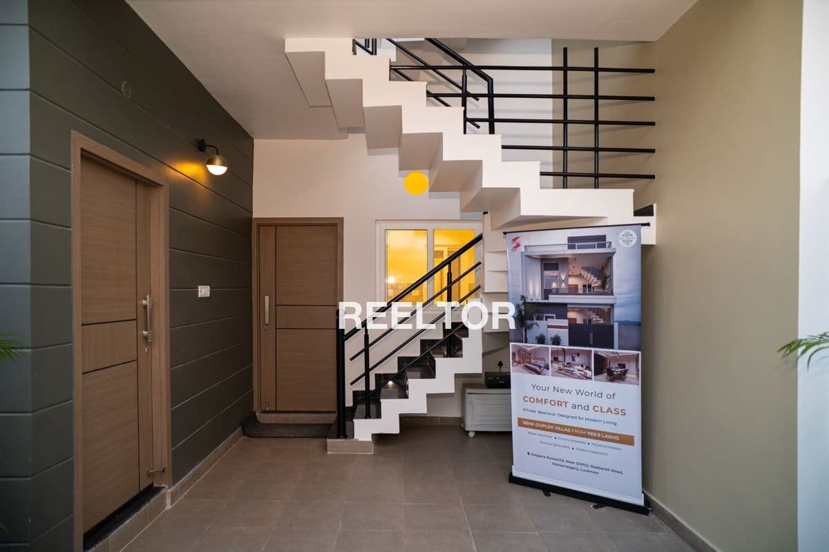 Image of Park-Facing 6 BHK Villa for Rent in Sector 32