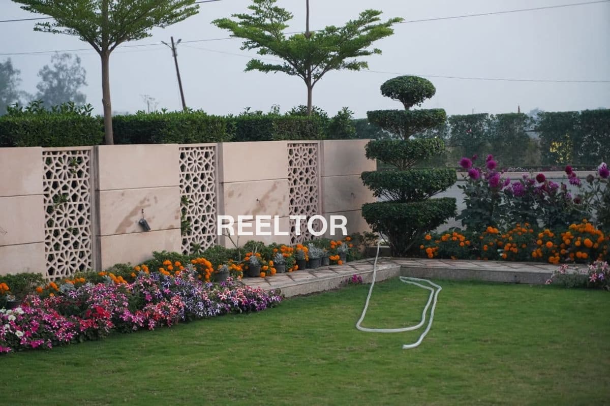 Image of 6700 sqft 7 BHK Villa for Sale in sector 71