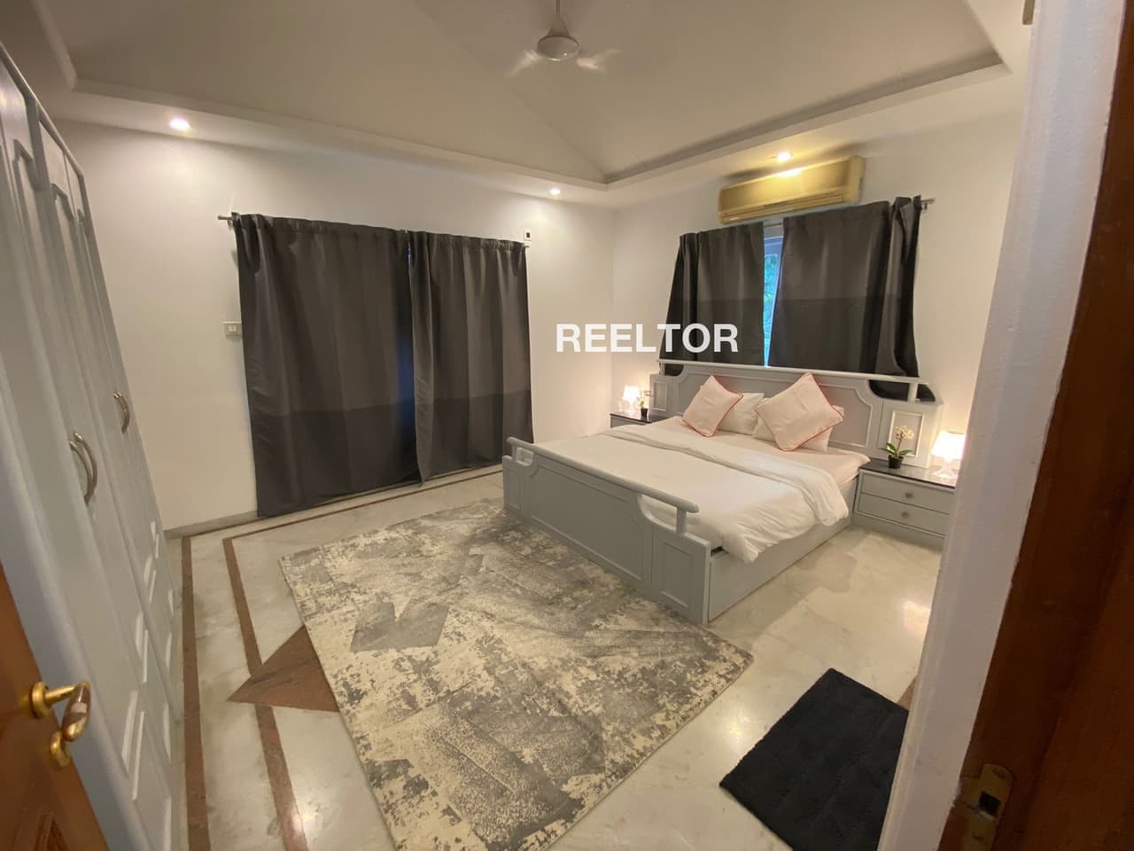 Villa For Sale In Kolat Sanand