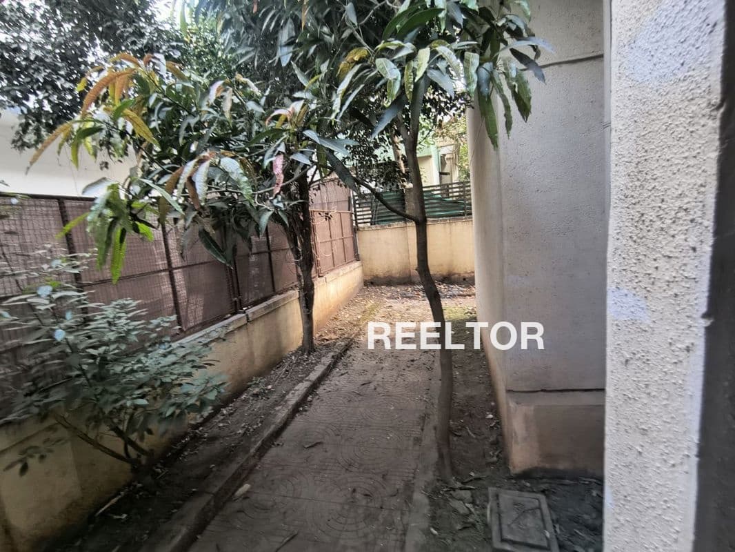 Image of Large 2400 sqft 7 BHK for Sale in sector 150