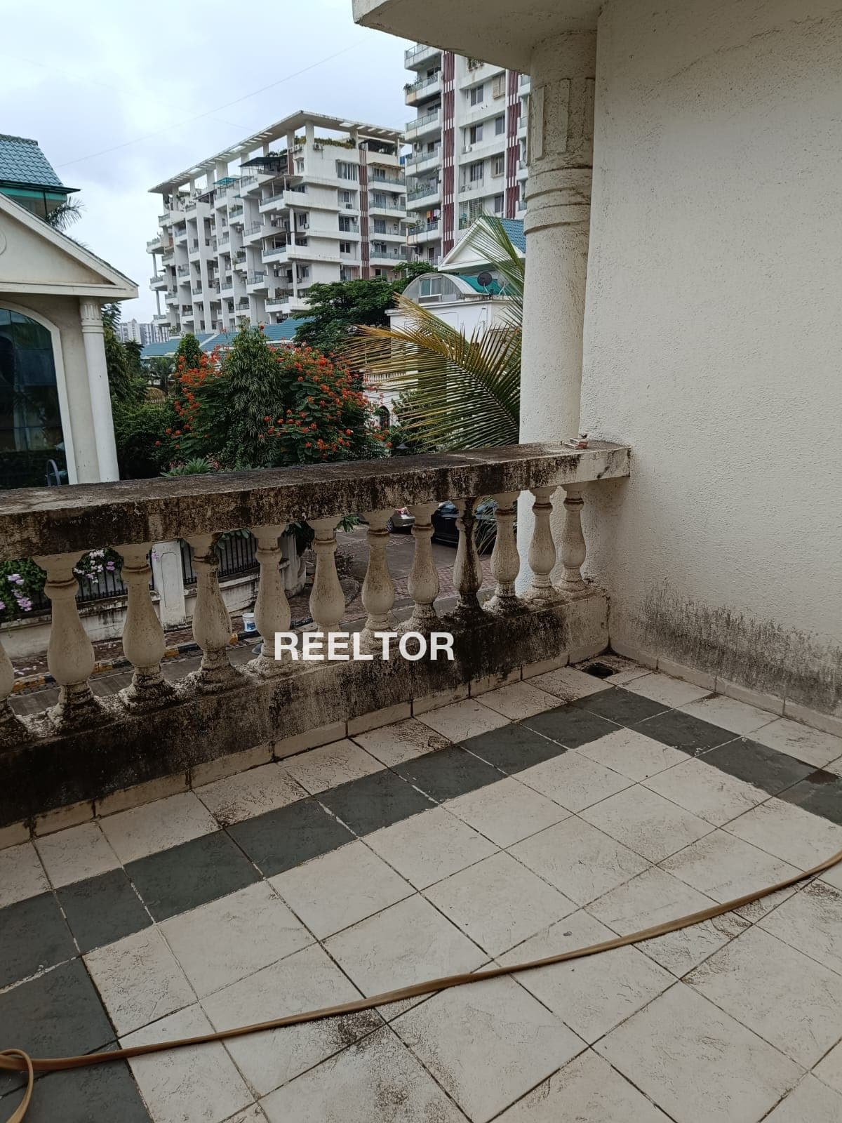 Image of 3950 sqft 6 BHK Villa for Sale in Dronagiri Sector 4