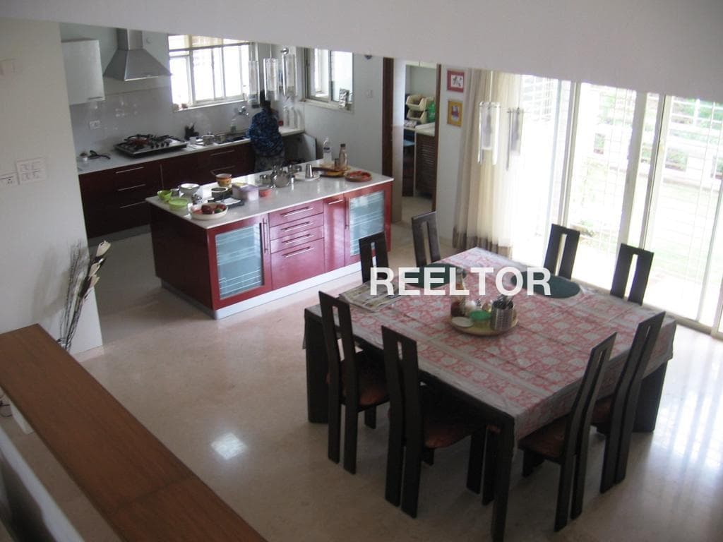 Image of Airy 8 BHK Villa Available for Rent in sector 67a