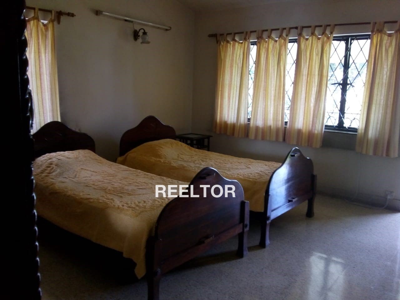 Image of 5064 sqft Carpet 5 BHK Villa in R K Puram Sector 8