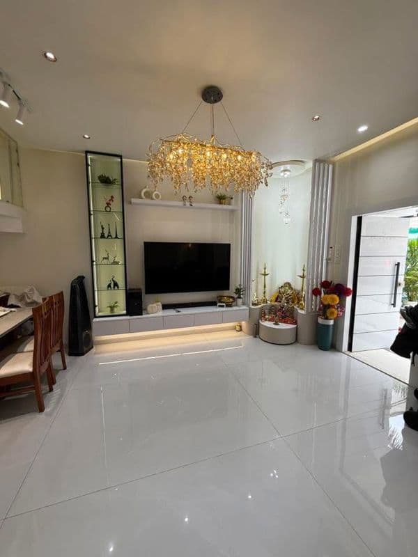 Image of 8 BHK Villa | 5th Floor | 6600 sqft | Sector 45