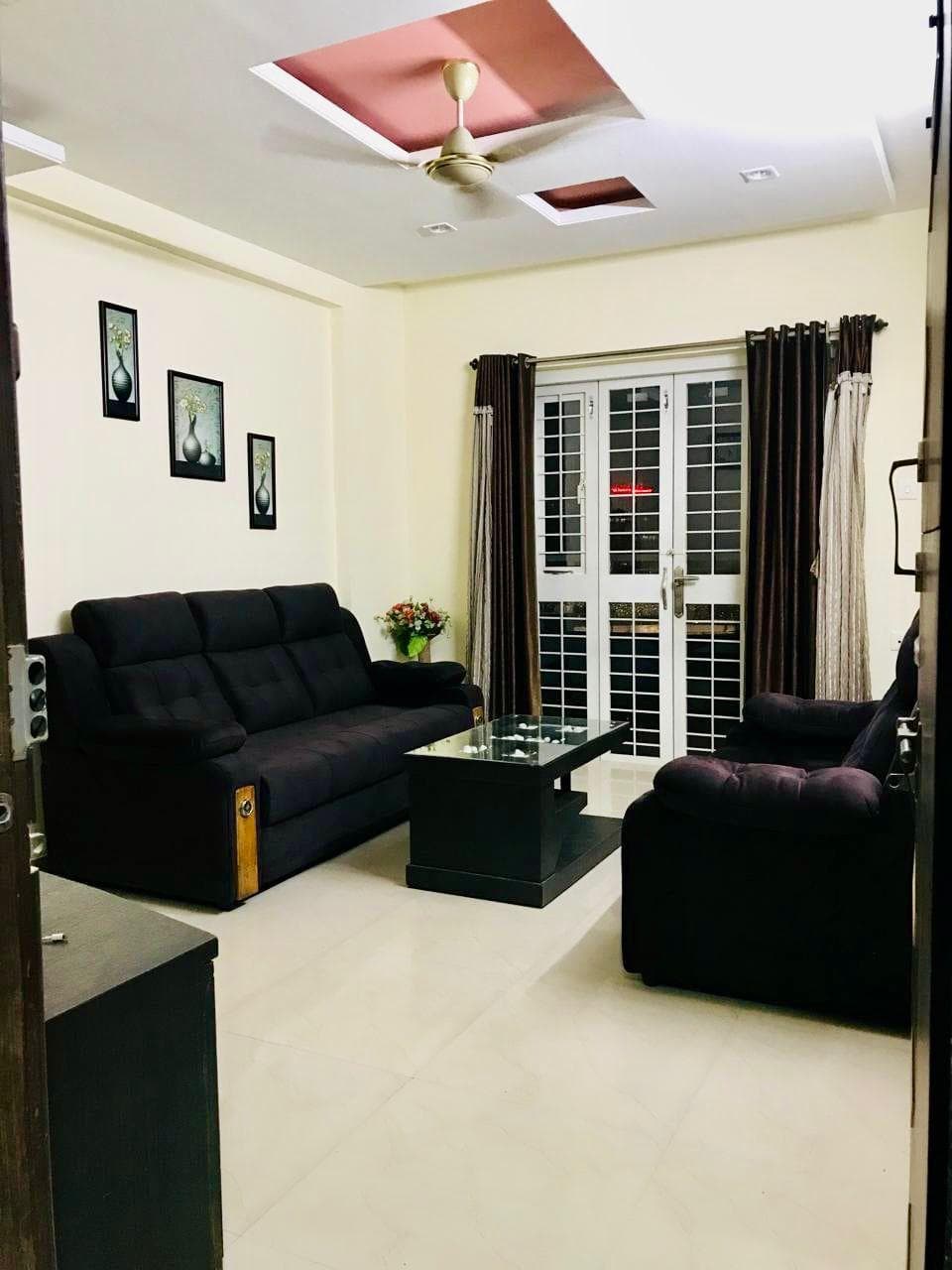 Image of Bright 1st Floor 5 BHK Villa in Preet Vihar Block E,  Delhi