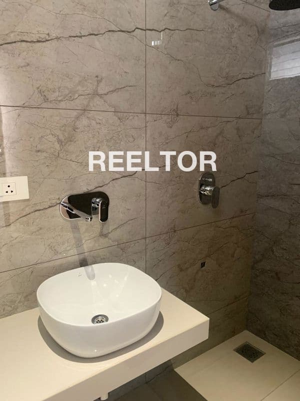 Image of 2250 sqft 7 BHK Villa for Rent in Shalimar Bagh Block B