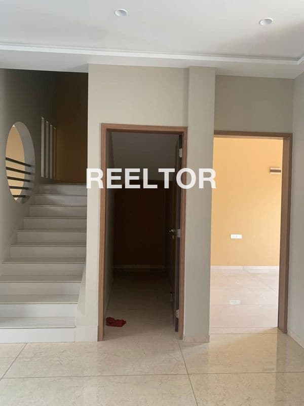 Image of Ashok Vihar Phase 1 Block IA 6 BHK Villa for Rent