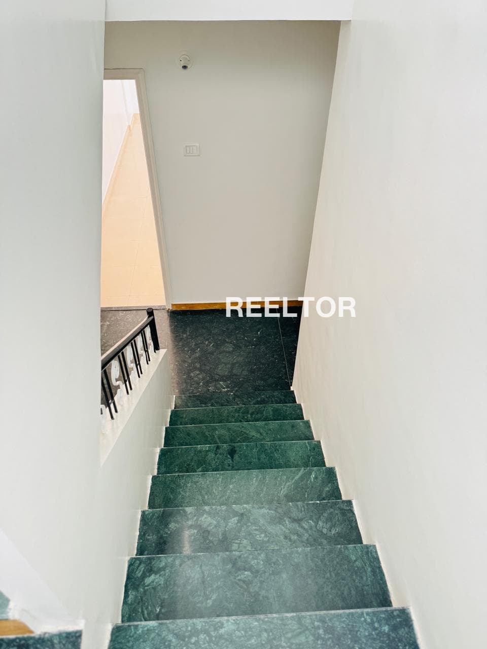 Shop For Sale In Chhalera Dadri