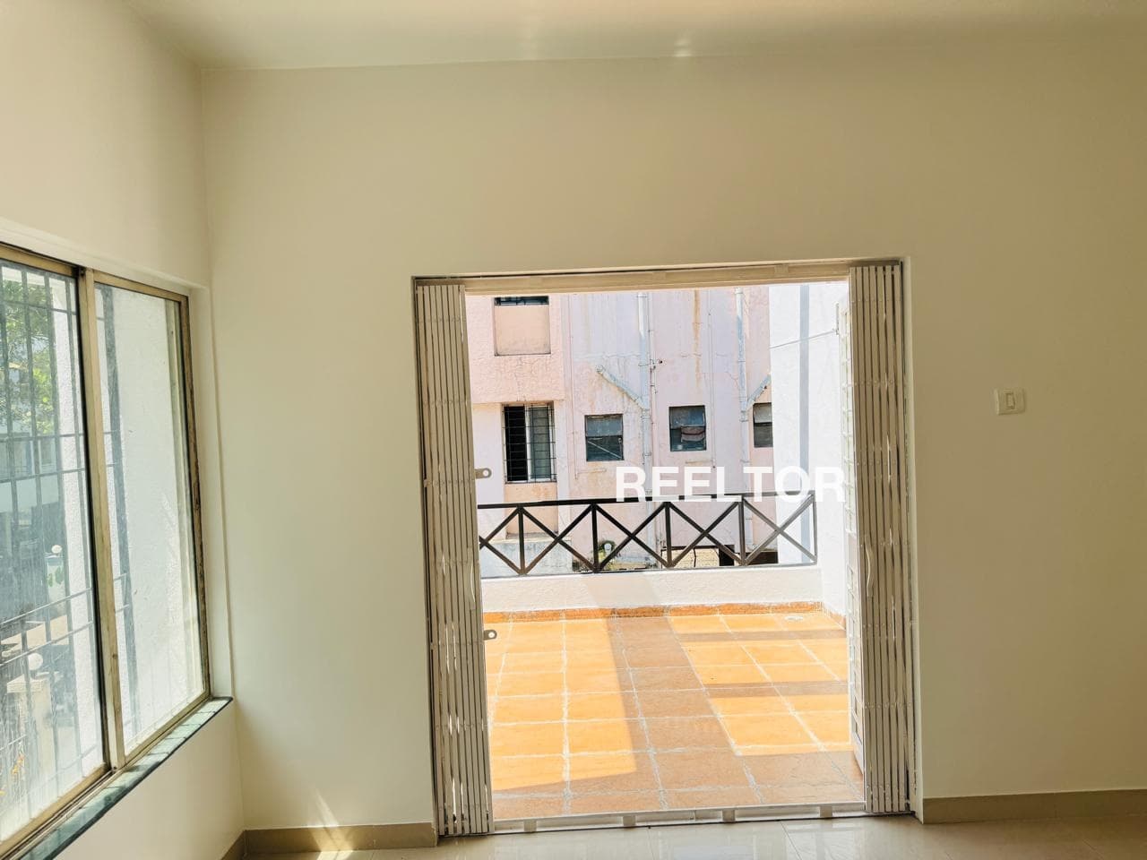 Image of 1st Floor 8 BHK Villa Available in Kolar Road Sector B