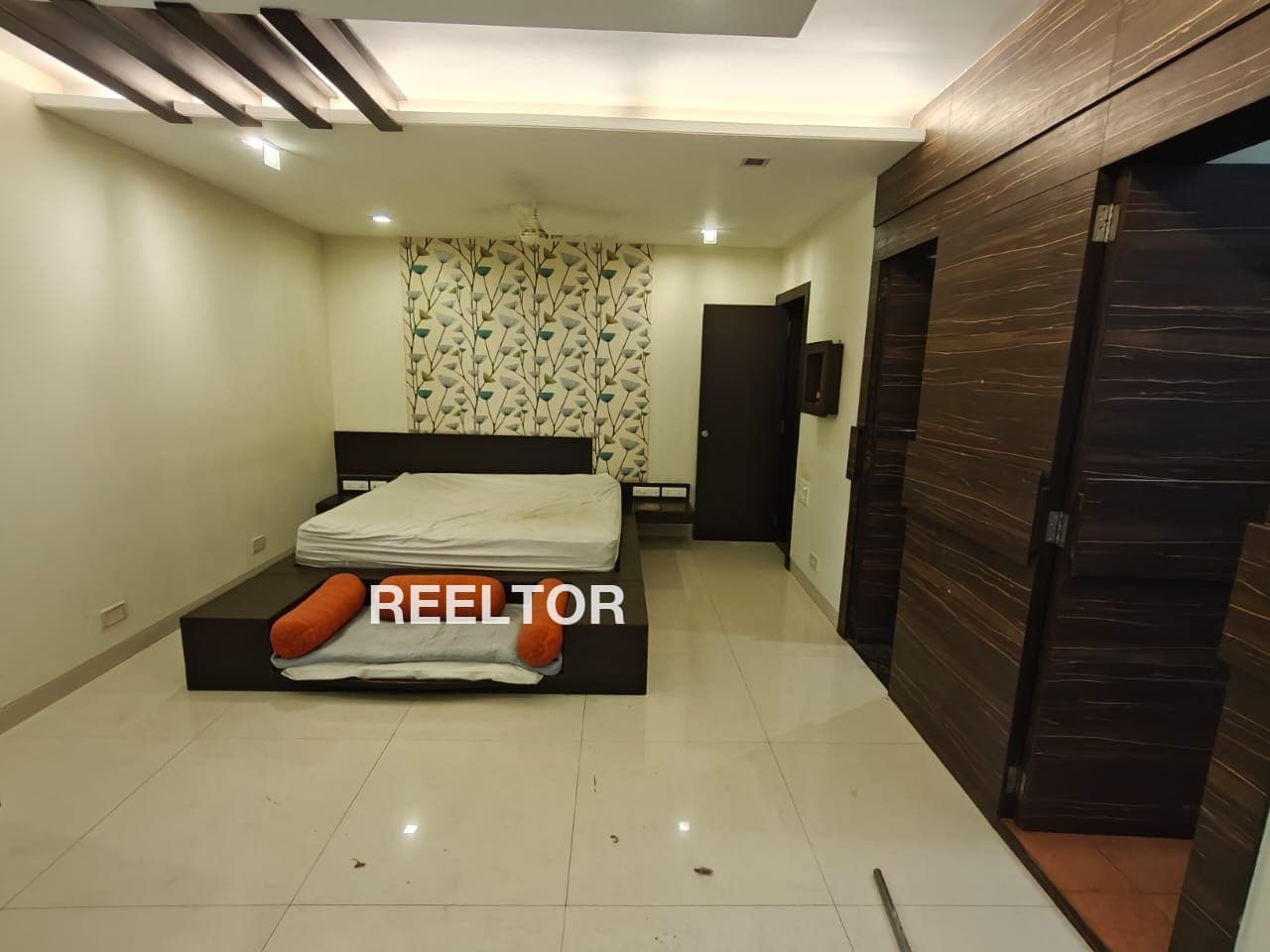 Villa For Rent In Thopte Colony Haveli