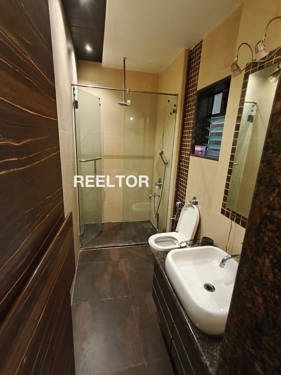 Image of Metro Nearby 8 BHK Villa for Sale in Gandhinagar Sector 8