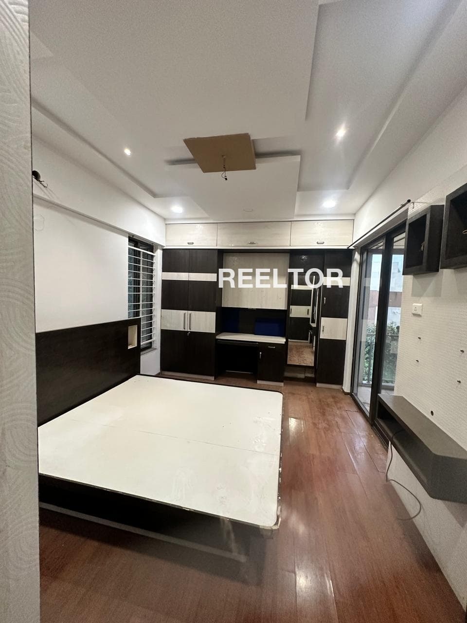 Image of Sector 63: Rare 7 BHK Villa for Rent