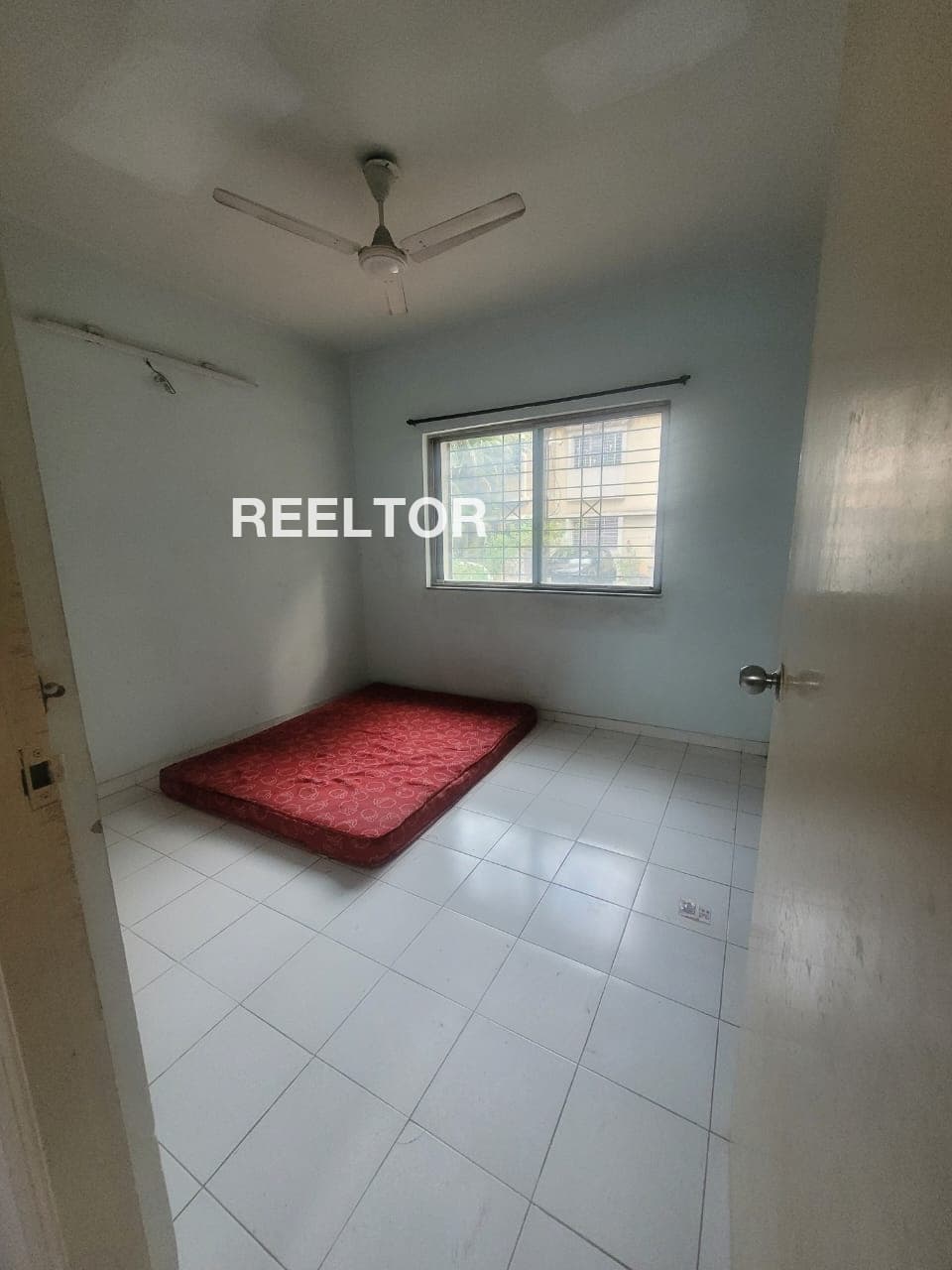 Shop For Sale In Menkhedi Sehore