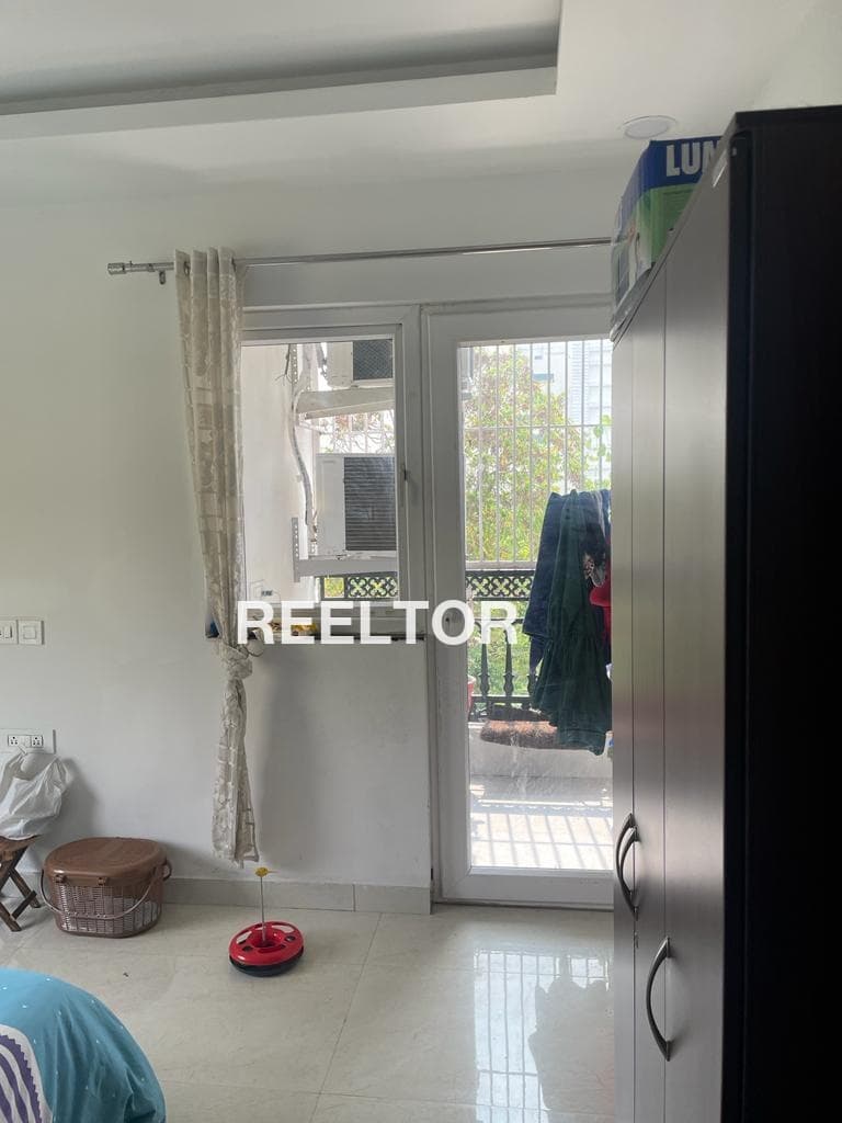 Image of Generous 4750 sqft 6 BHK Villa in sector 123, Noida