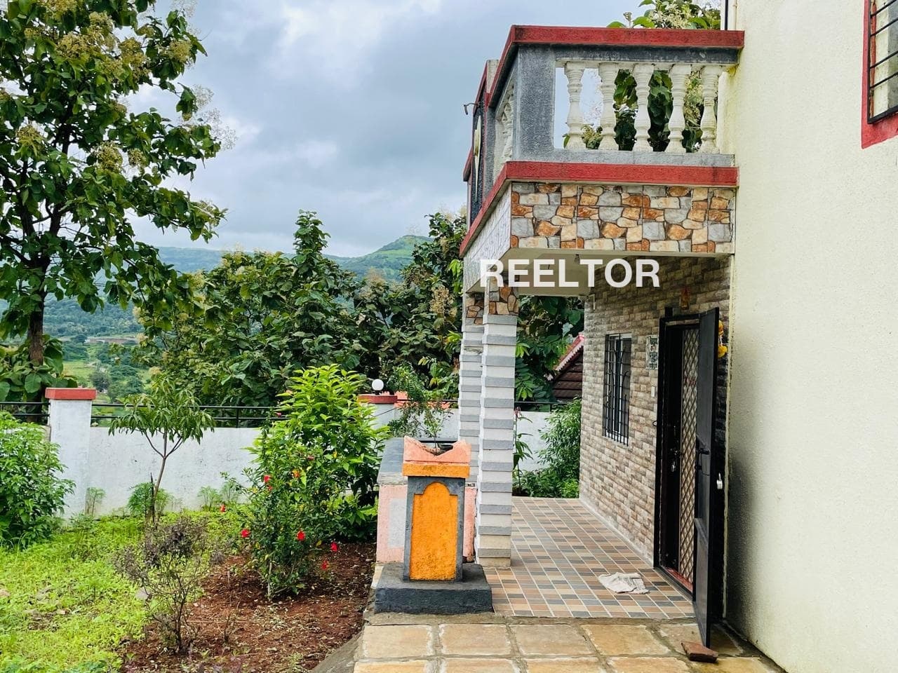 Image of 8 BHK Villa Available for Sale in Tech Zone