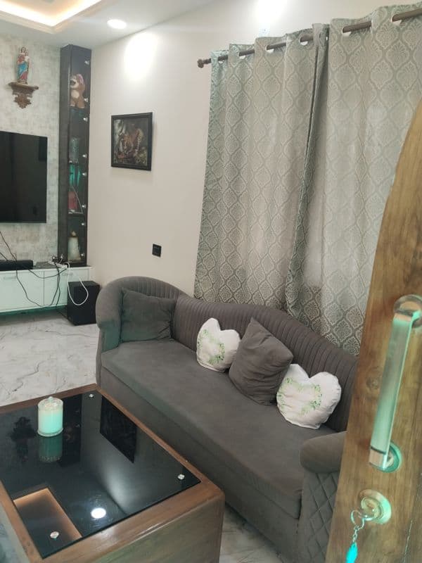 Image of 5200 sqft 7 BHK Villa for Sale in maruti kunj road