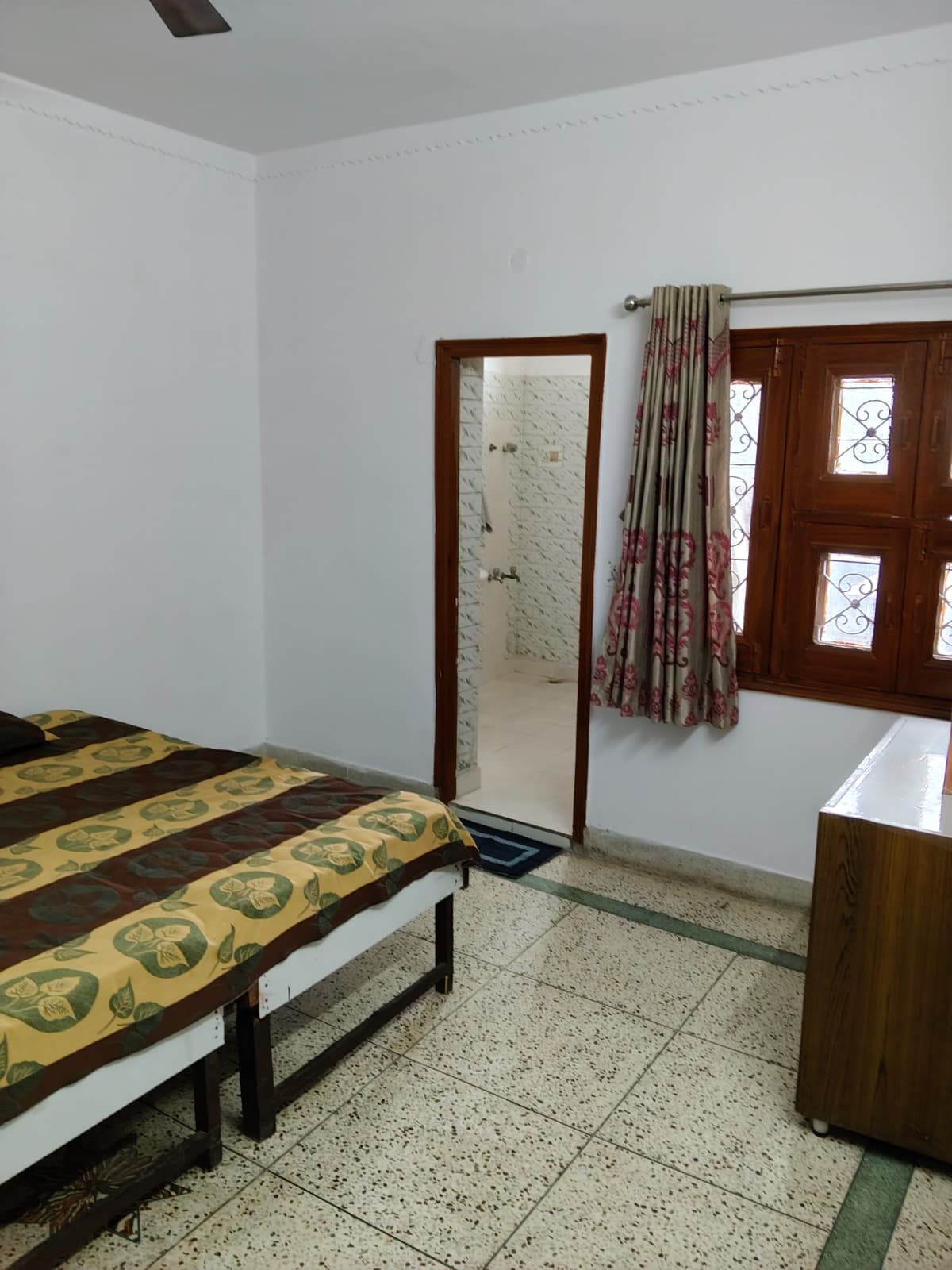 Builder Floor In Narela