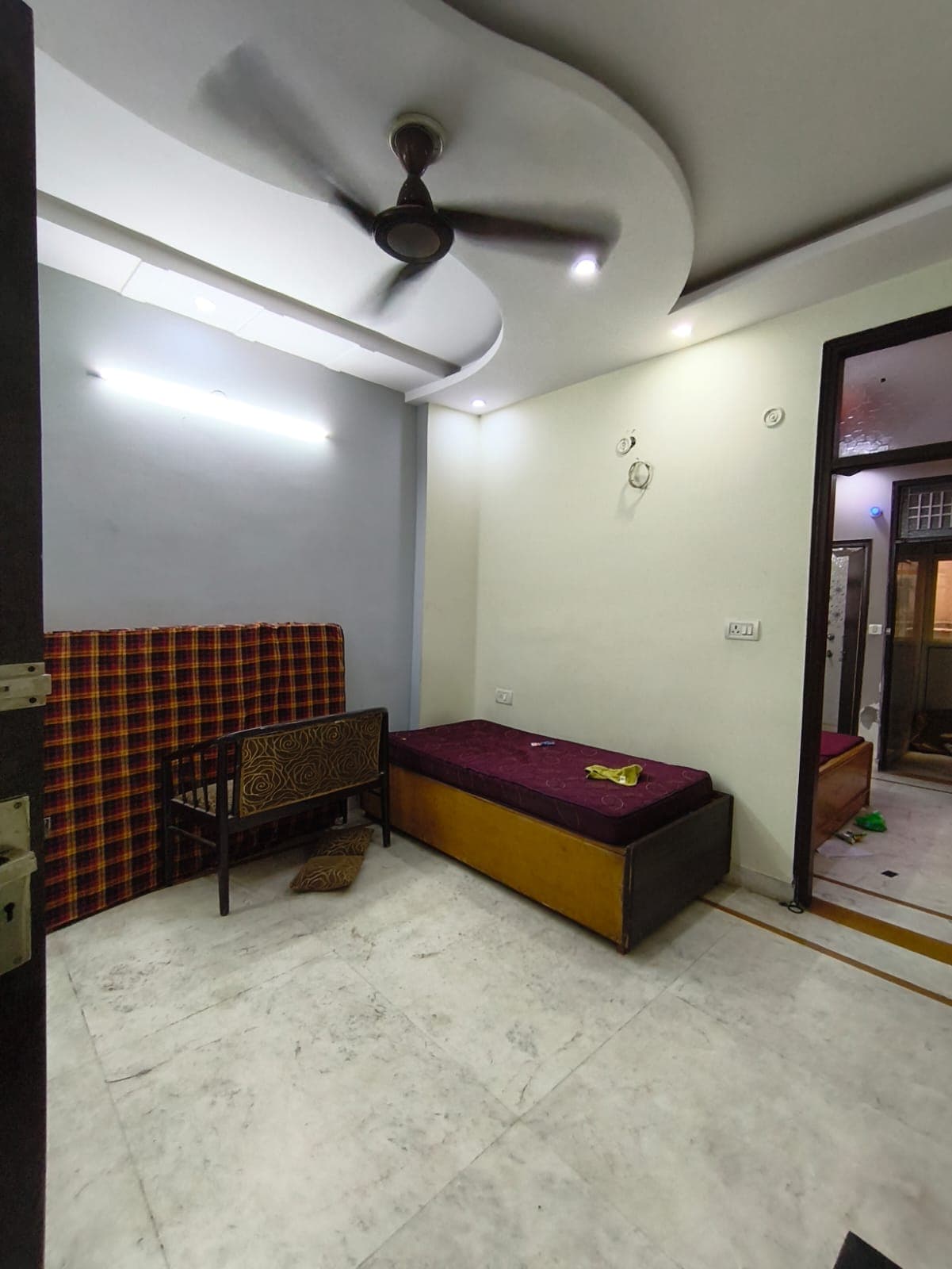 Builder Floor In Narela