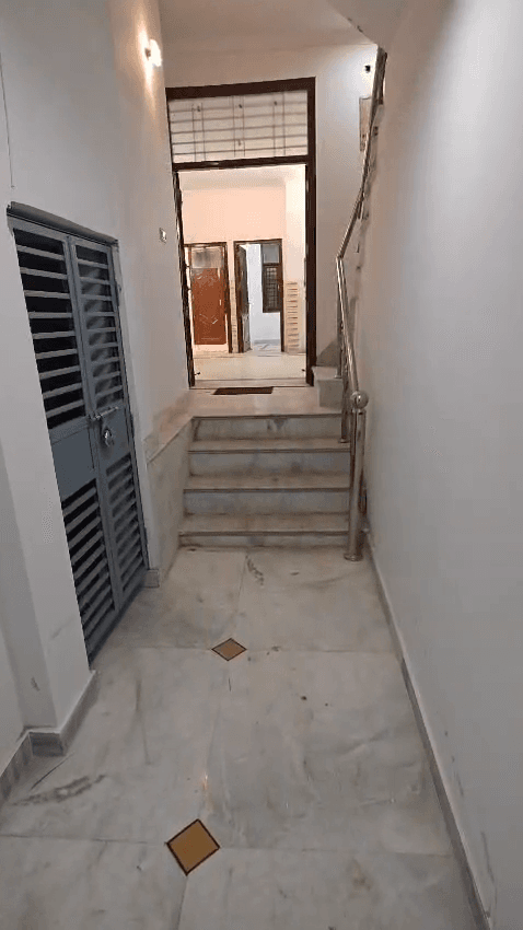 Builder Floor In Narela