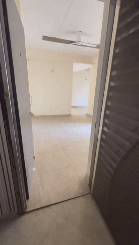 1 Bhk Properties For Rent In Sreeniketan Apartment In Vasundhara Enclave Trilokpuri