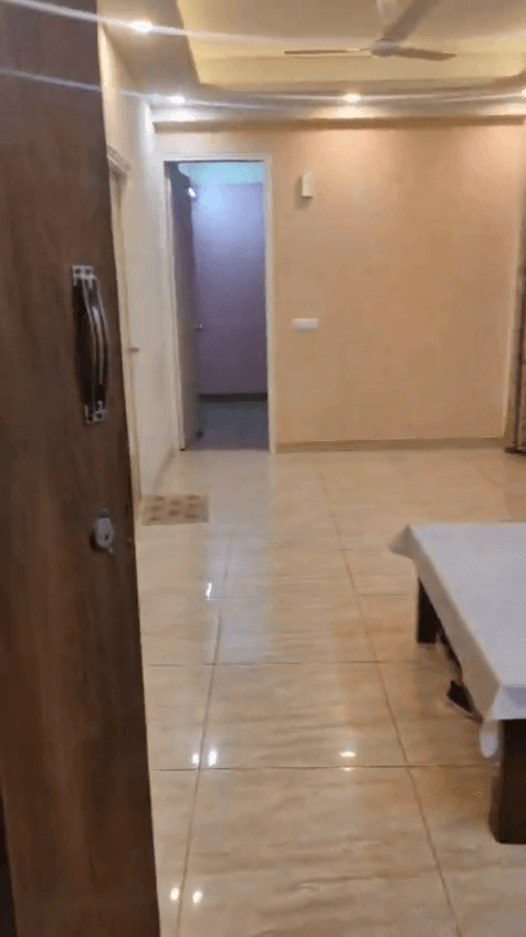 1 Bhk Properties For Rent In Sreeniketan Apartment In Vasundhara Enclave Trilokpuri