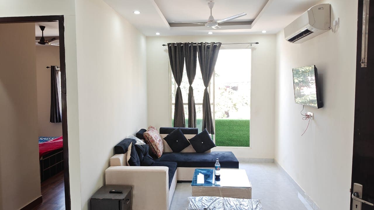 1 Bhk Apartment On Rent In Galaxy Apartment Gurugram