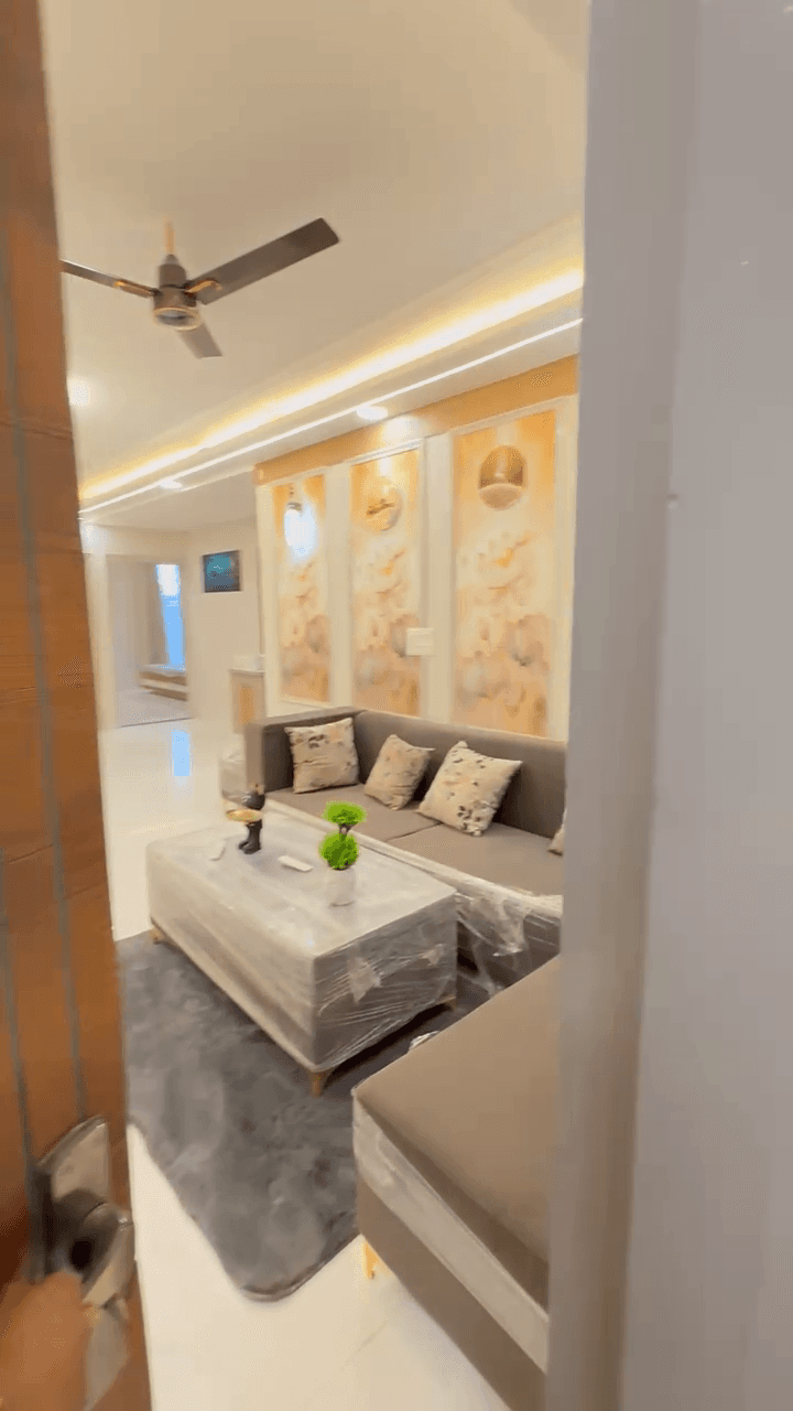 Flat For Rent In Chandrabhanpura Mauzamabad