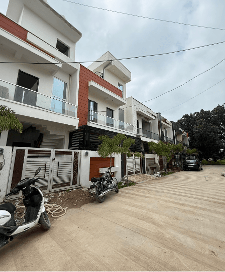 Available 2 Bhk In Arya Nagar Lucknow