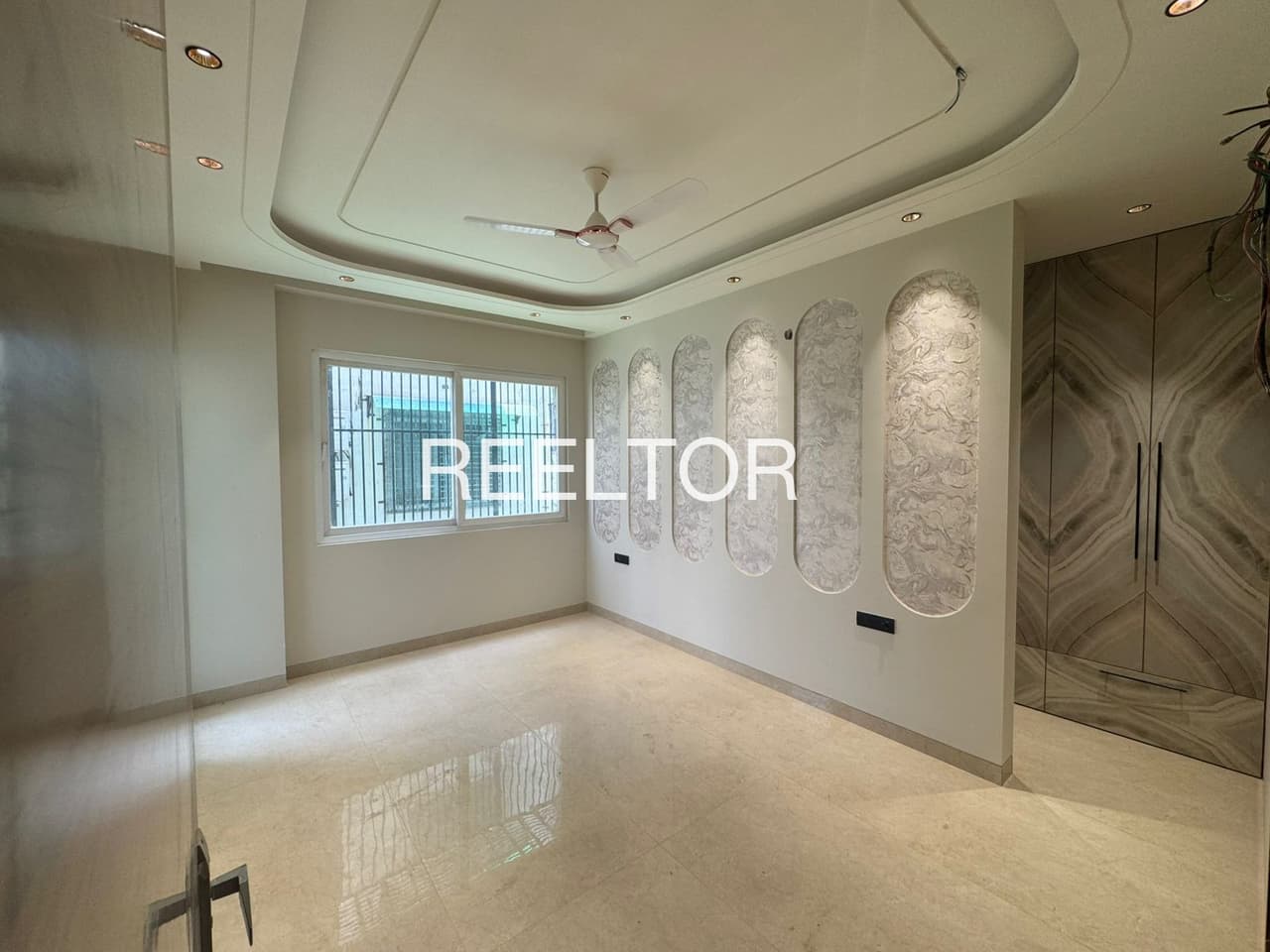 Shop For Sale In Nandabadi Seskhal