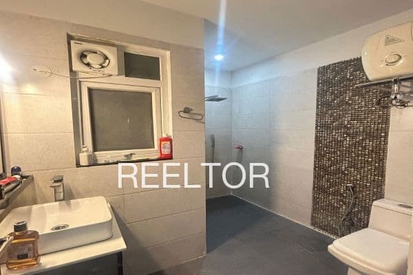 Shop For Sale In Gwarangi Kharak Tharali