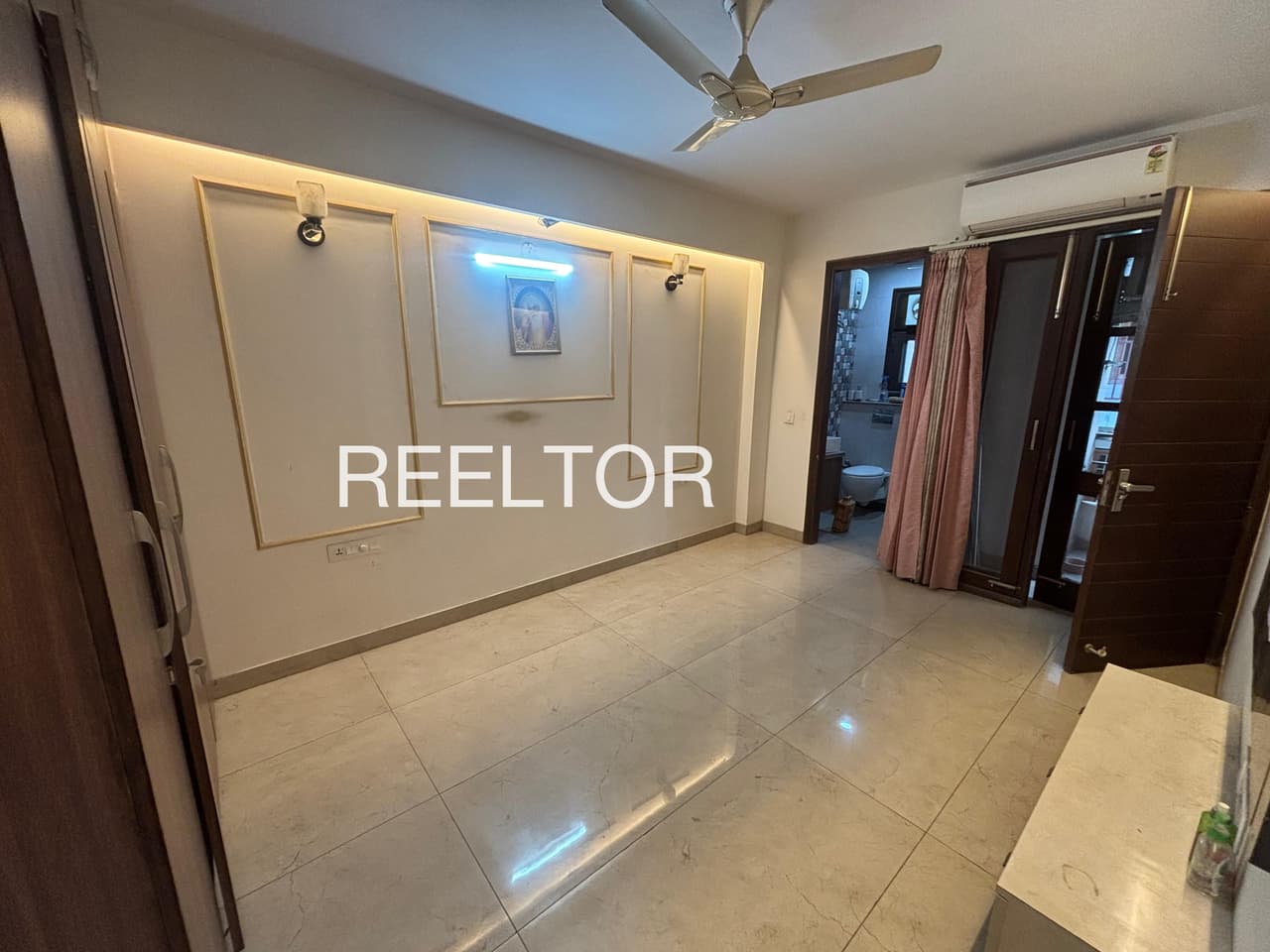Shop For Rent In Manningal Thodi Colony Ottappalam