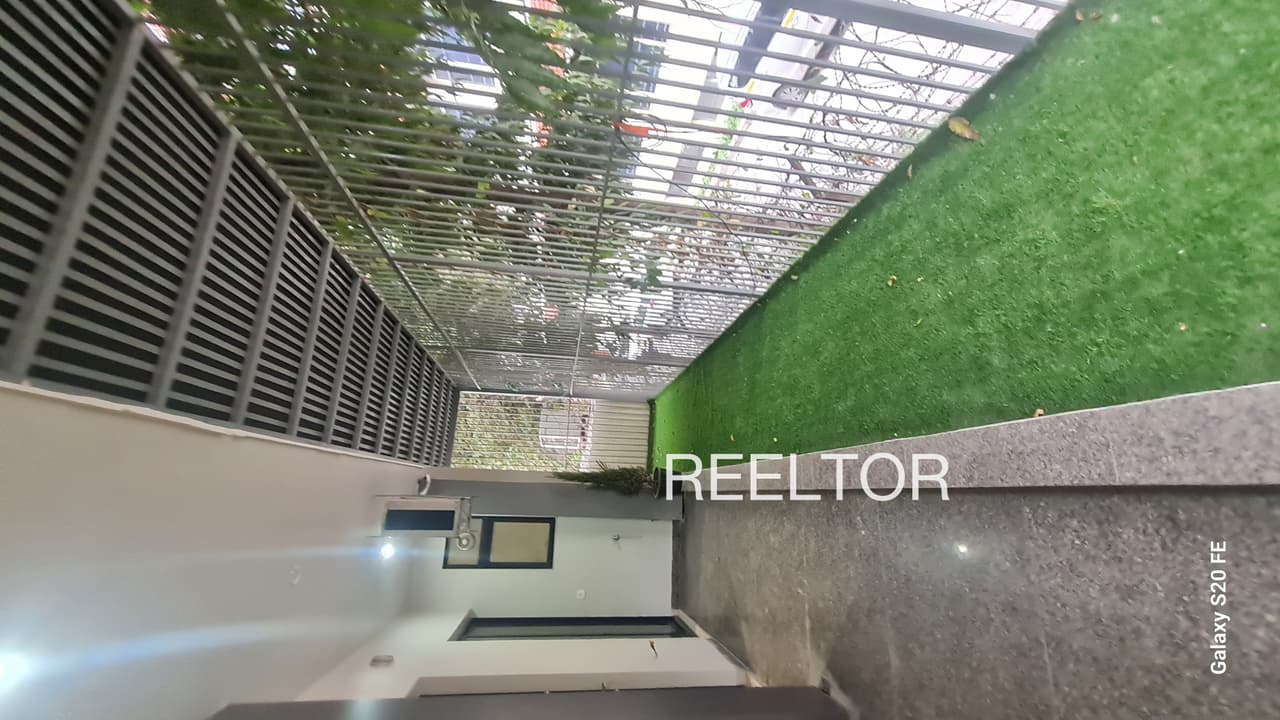 1 Bhk For Sale In Yahiyaganj Lucknow