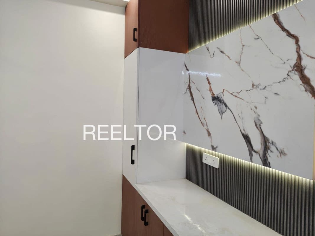 Explore 2 Bhk In Basiyagond For Sale Khurai