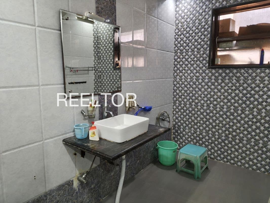 Available 4 Bhk In Urimari Barkagaon