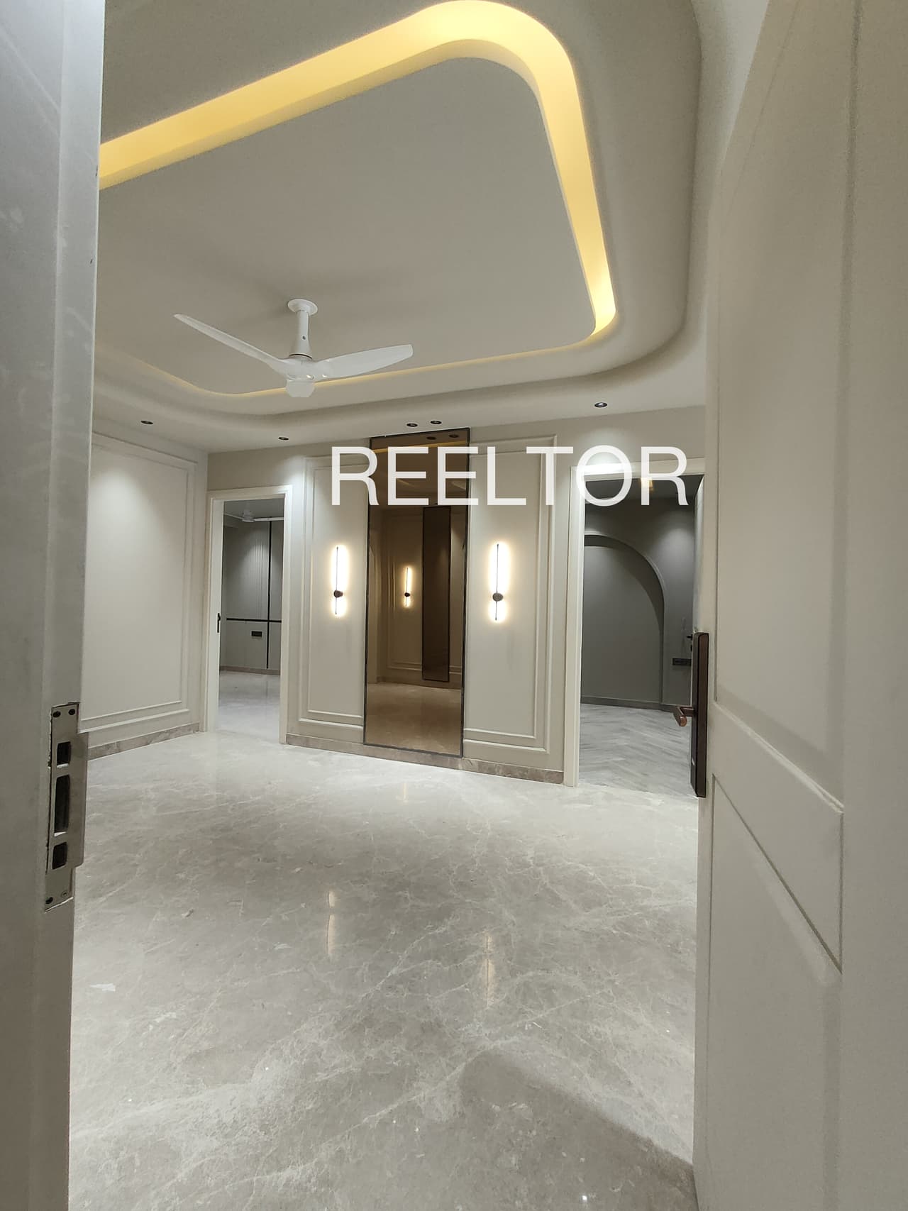 Available 2 Bhk In Garhmari New Colony Raha