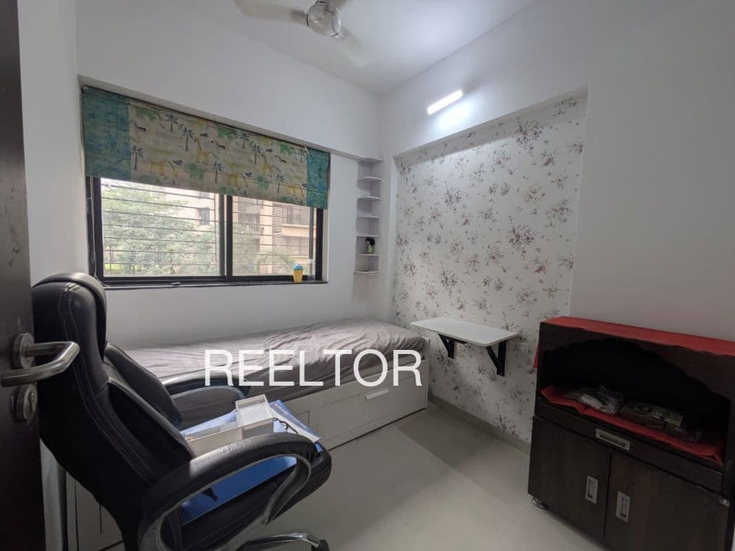 Buy 4 Bhk In Tower H Kirti Nagar