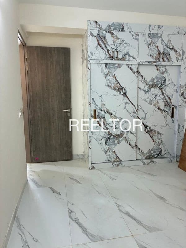 Available 2 Bhk In Garhmari New Colony Raha