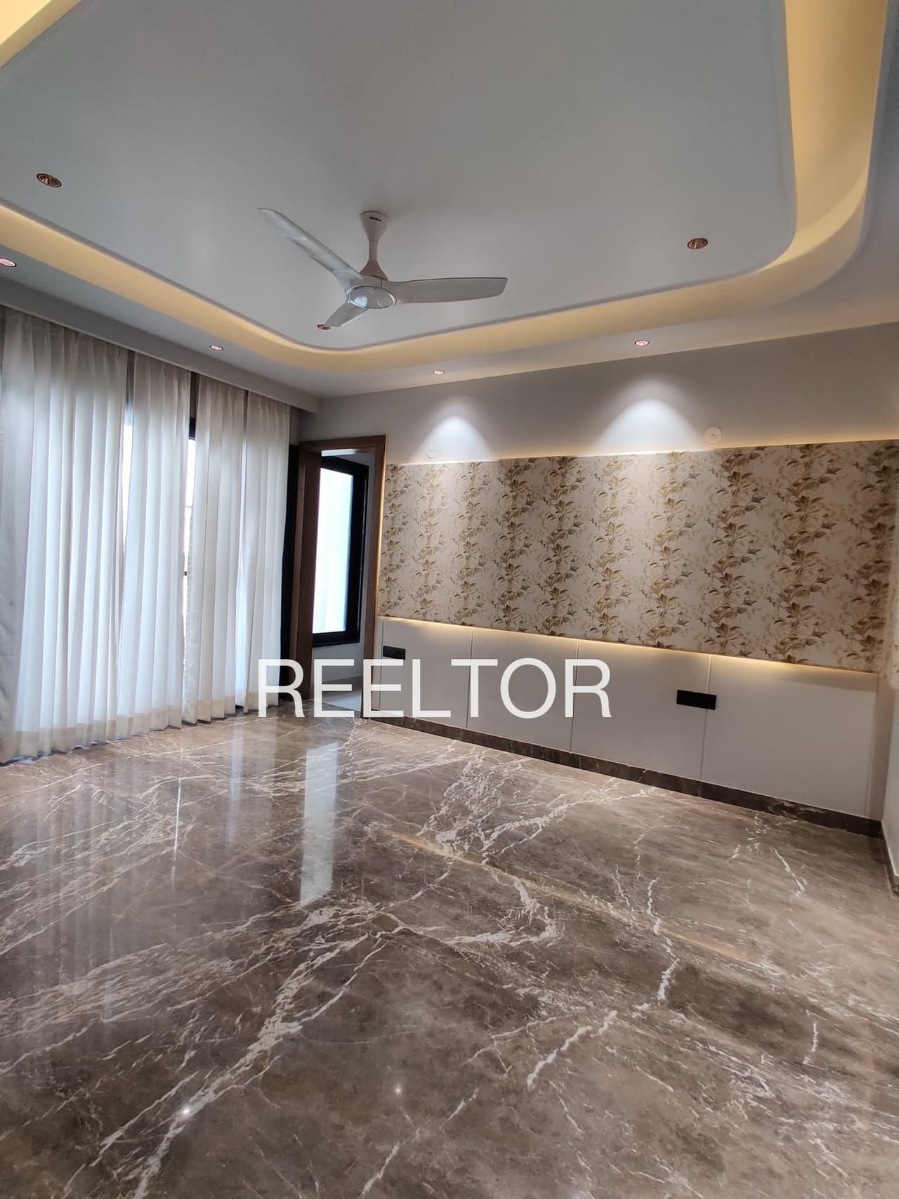 1 Bhk For Sale In Yahiyaganj Lucknow