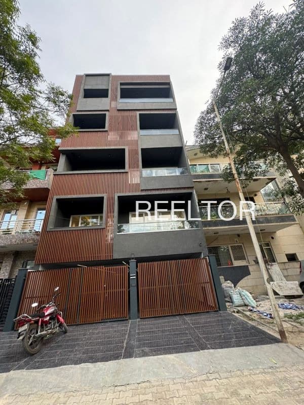 4 Bhk For Sale In Jumkar Lombis Quarter Manmao Circle