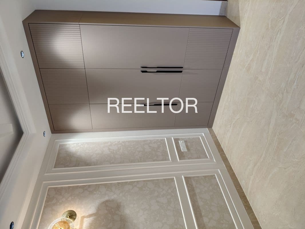 Shop For Rent In Ronsi Kalapipal