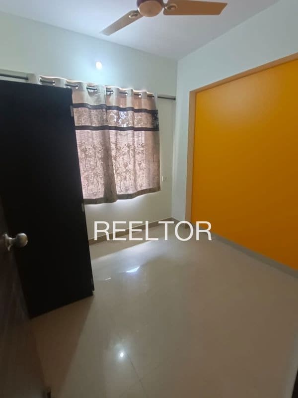 Shop For Rent In Nehru Nagar Defence Colony