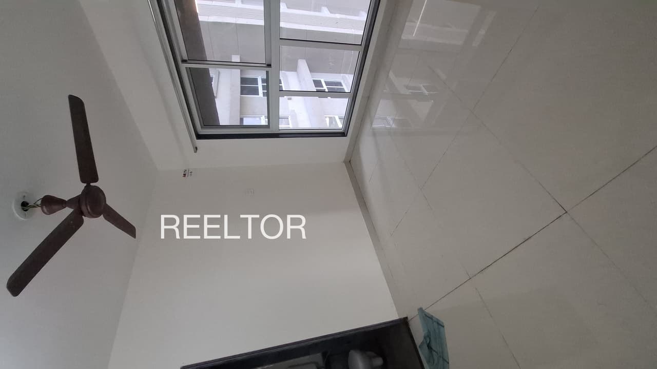 Shop For Rent In Nehru Nagar Defence Colony