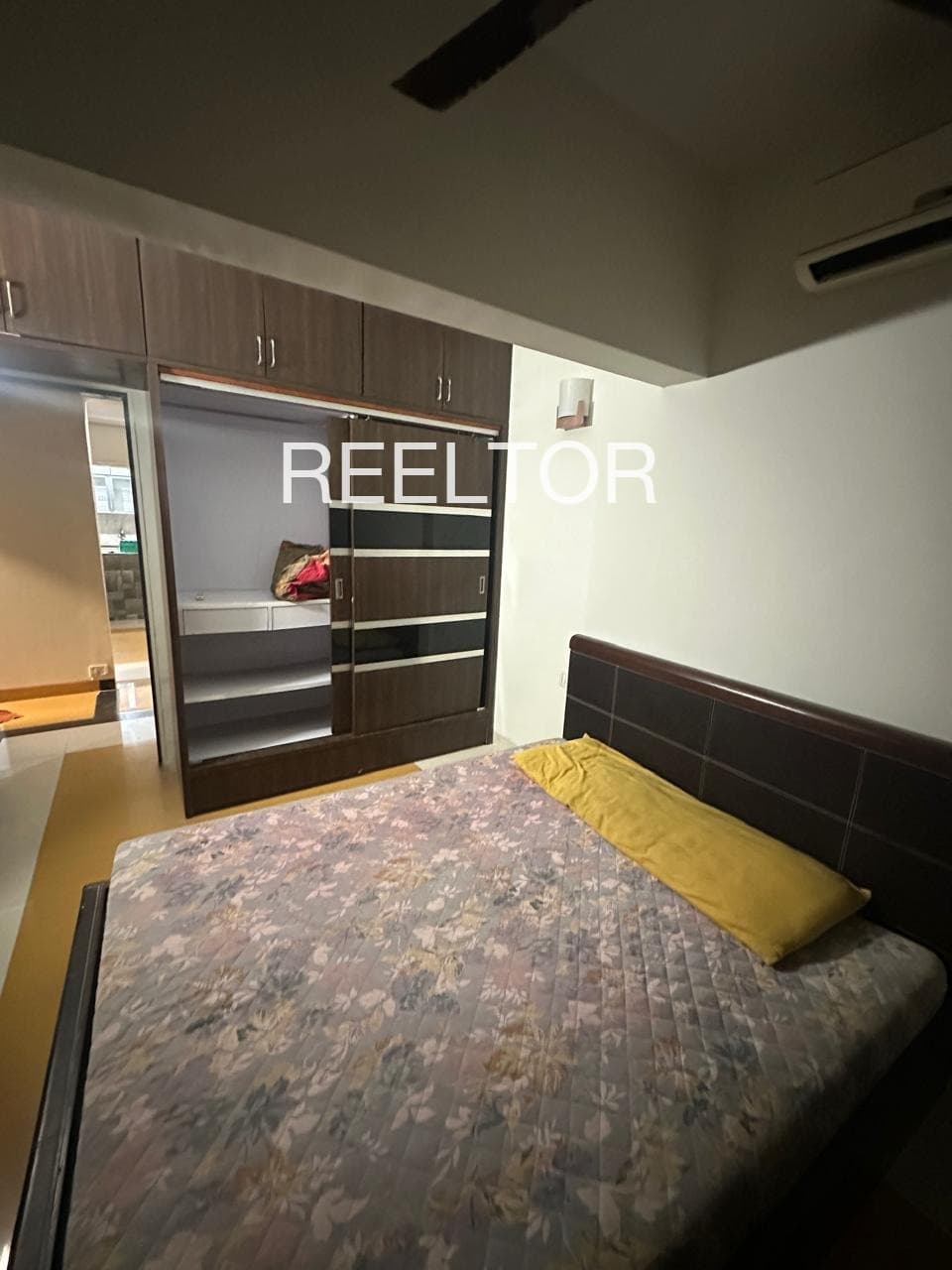 Available 4 Bhk In Royal Garden Residency Bhiwandi