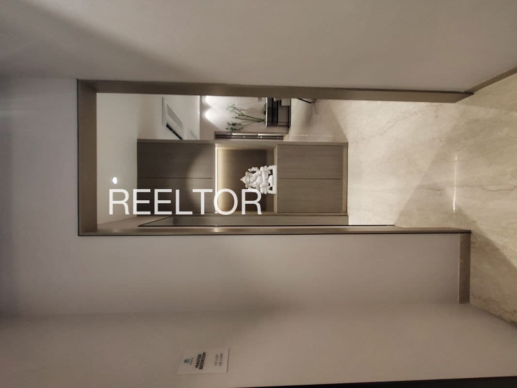 Available 4 Bhk In Sirak Doda