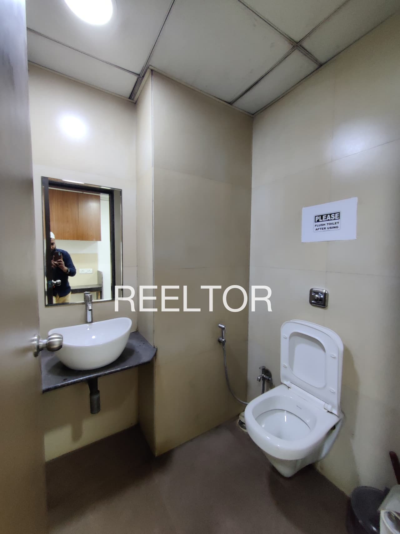 Office Space For Sale In Ullesugur Tanda Wadagerau