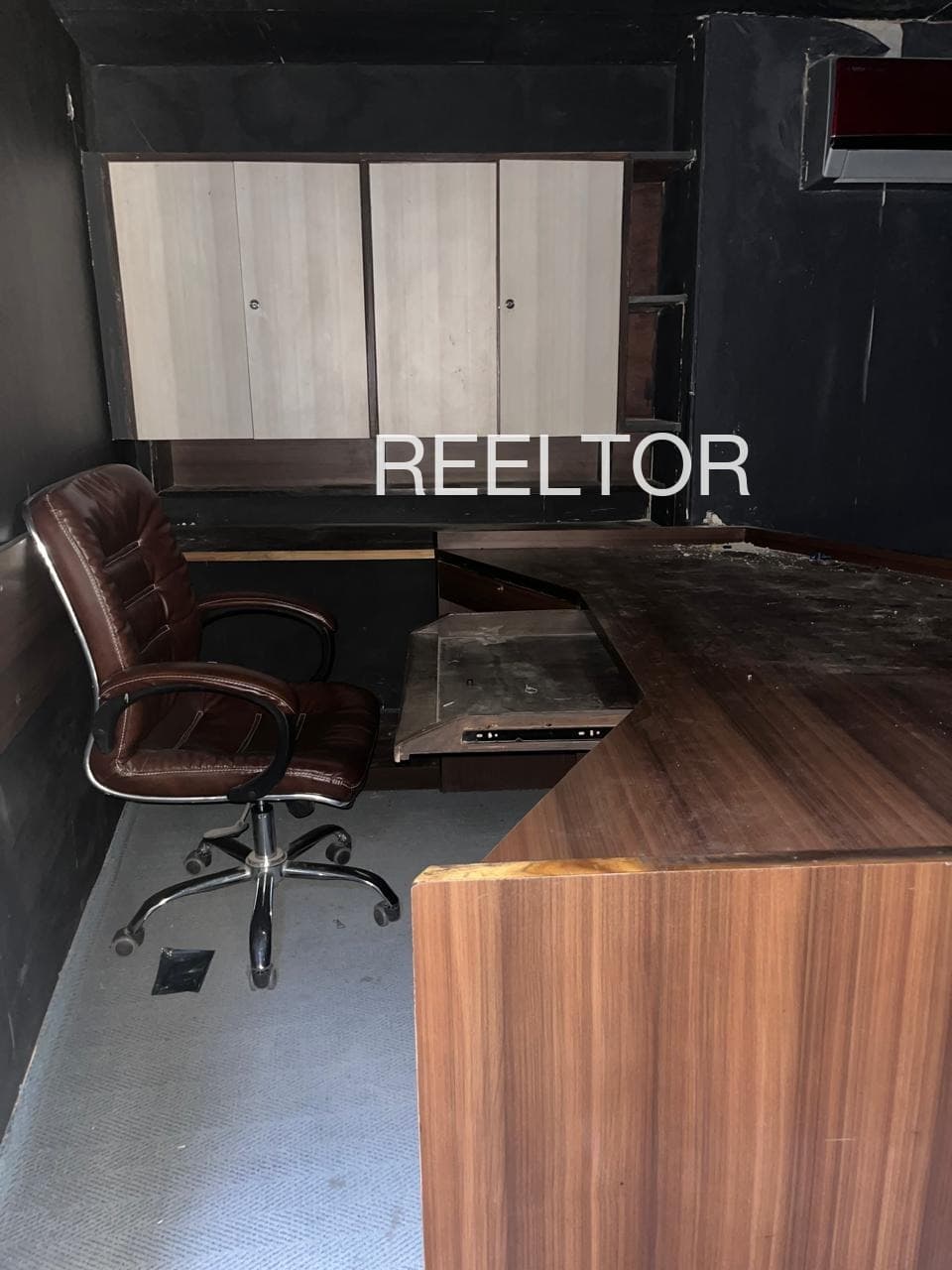 Office Space For Sale In Titaria Tisri