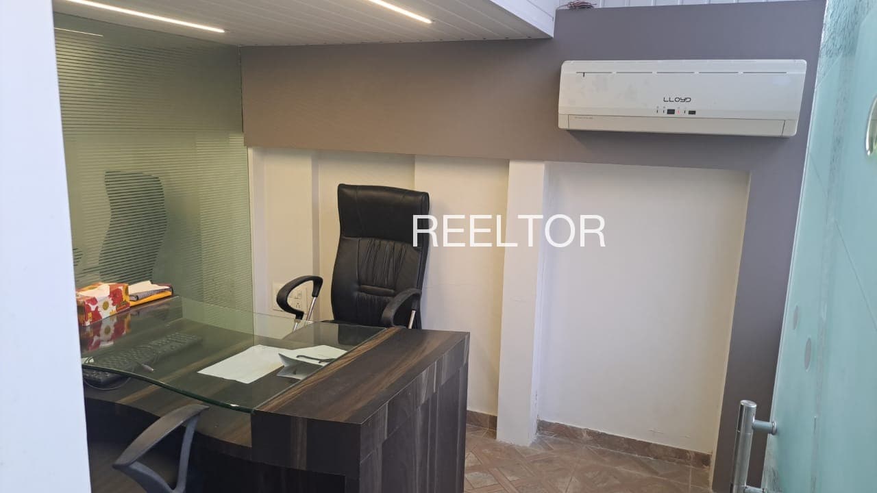 Office Space For Sale In Vazhunnorodi Hosdurg