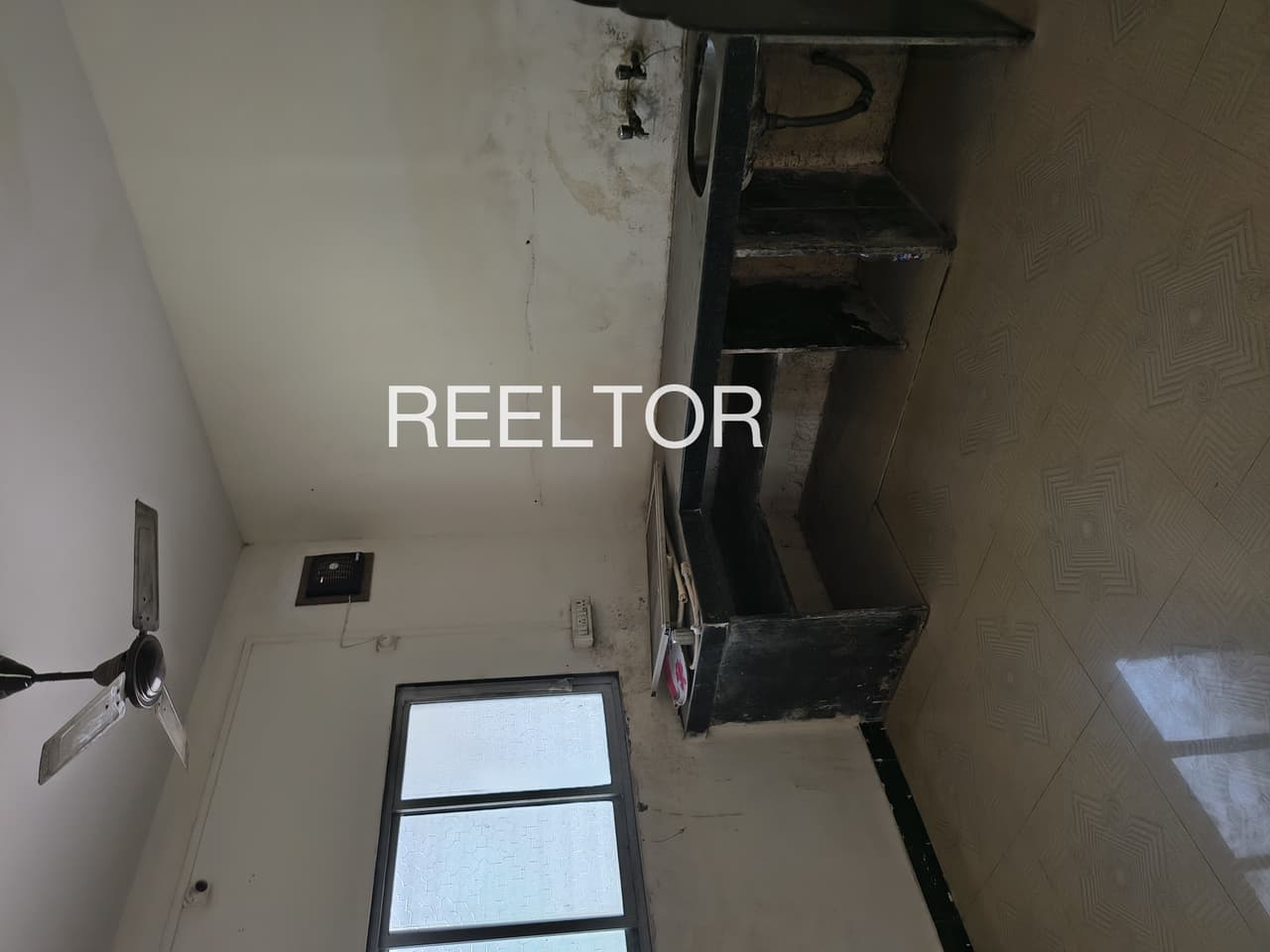 Office Space For Sale In Kurumbapalayam Alathur