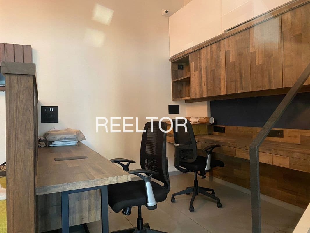 Office Space For Sale In Wakilan Wala Zira